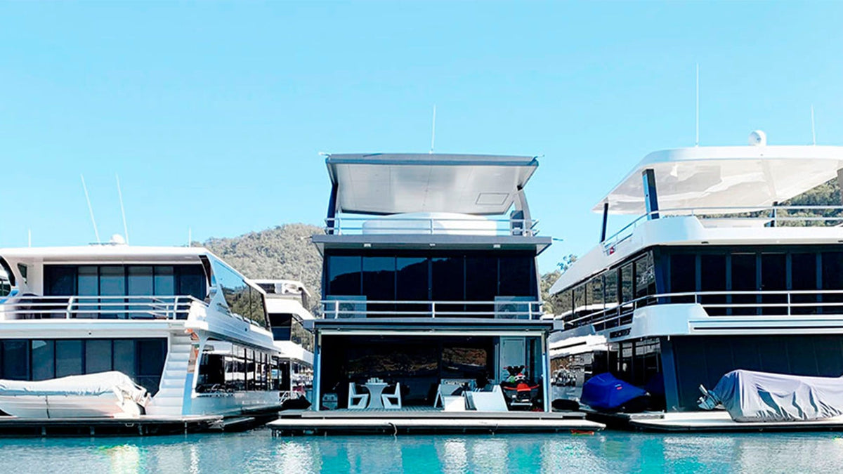 Mobilier Vondom sur le yacht de luxe à Melbourne avec la collection Rest
