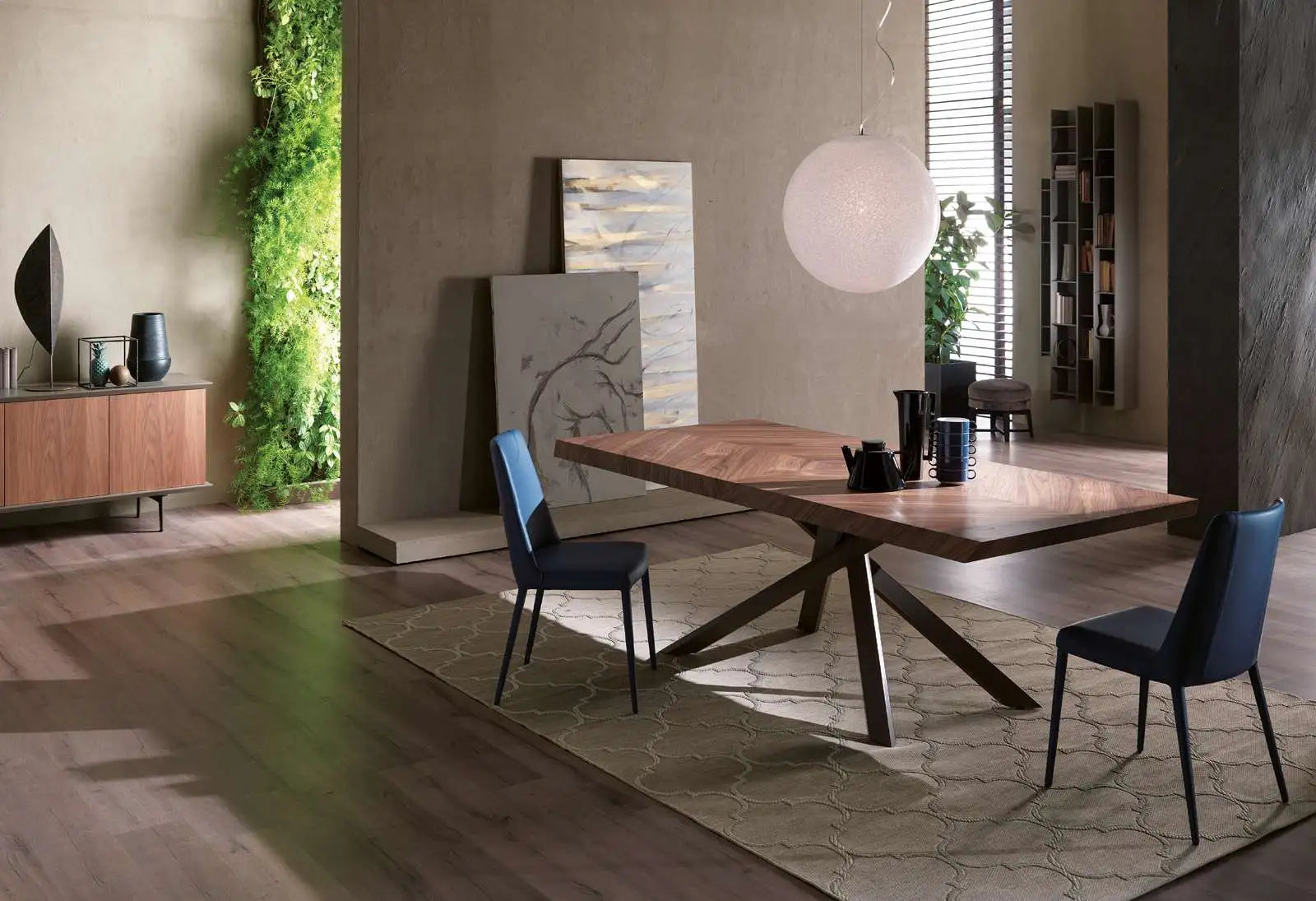 table ovale avec pied croisé métallique