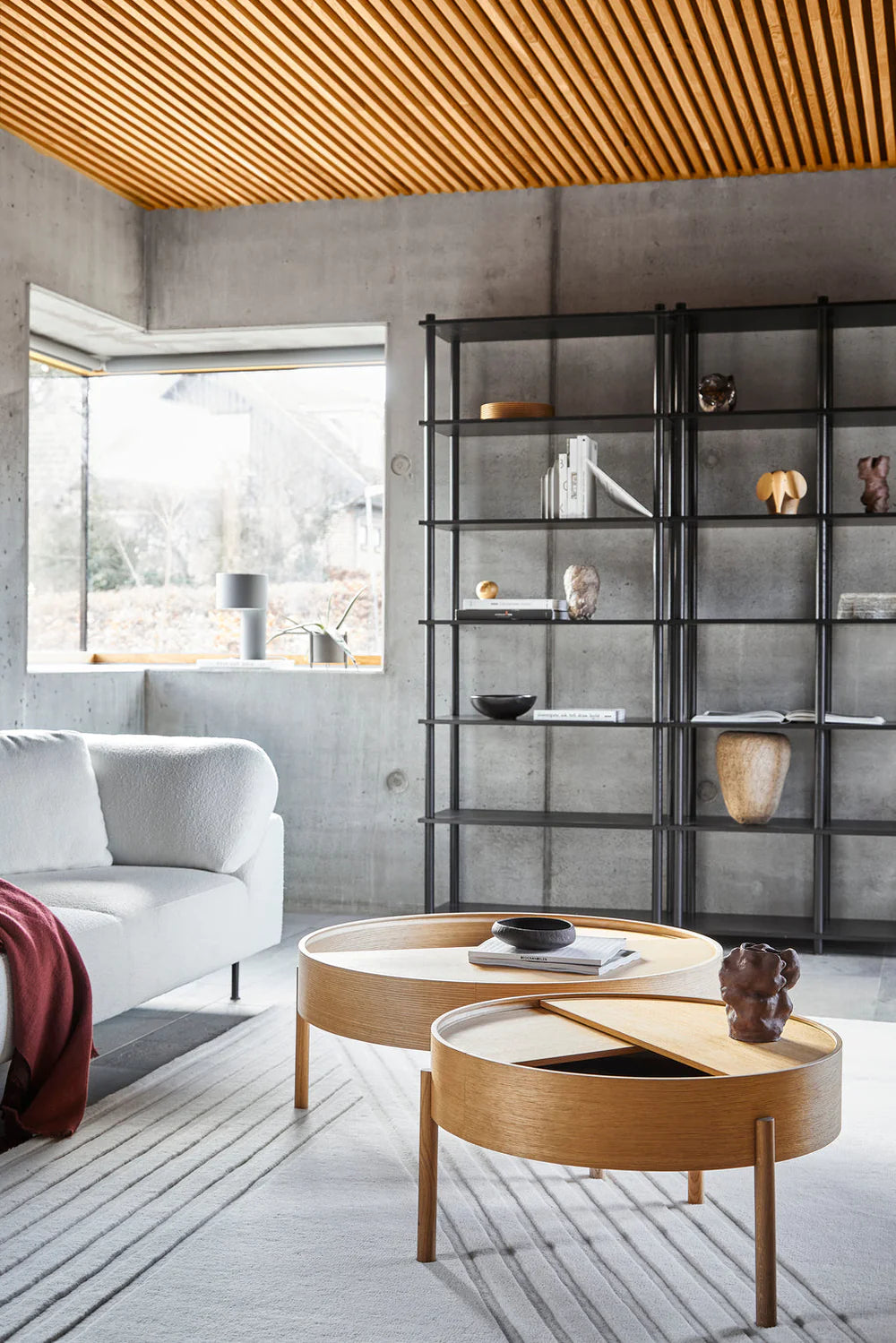 Table-Basse-Scandinave-avec-Rangement