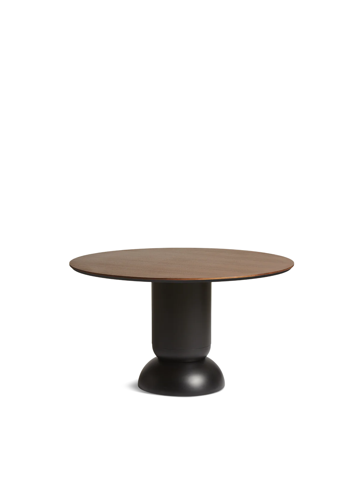 Table-a-manger-Chene-Massif-Scandinave