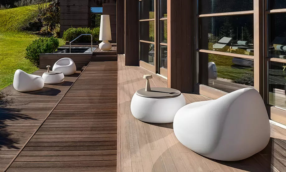 bout_canapeMarron_Plastique