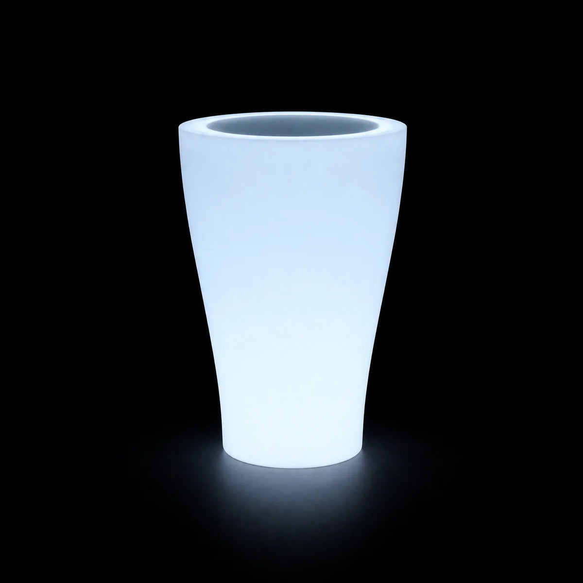 Pot - Curvada LED Vondom, éclairé de l'intérieur sur fond noir, taille ø45x68 cm / ø45x85 cm