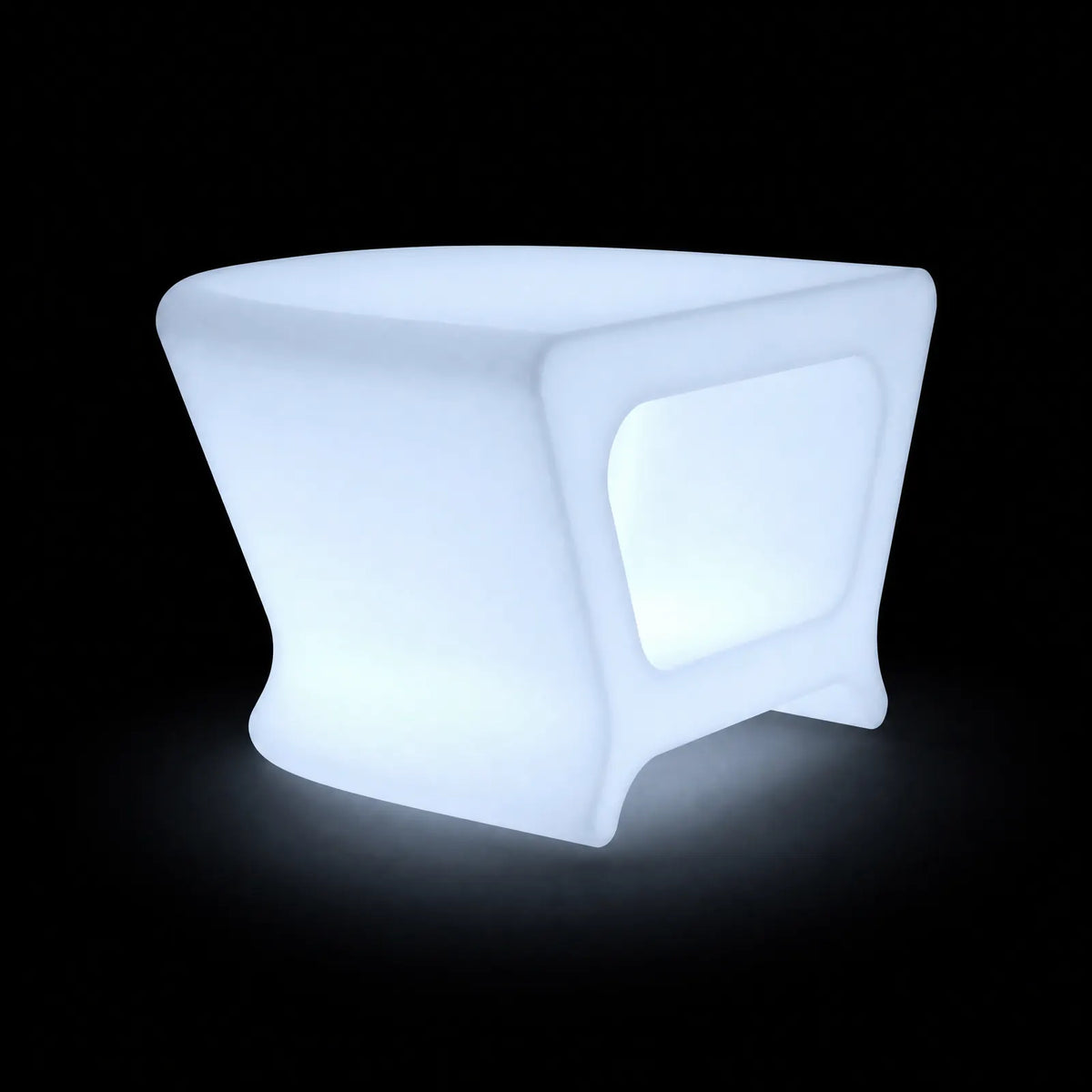 Pouf - Pal LED Vondom, éclairé de l'intérieur sur fond noir
