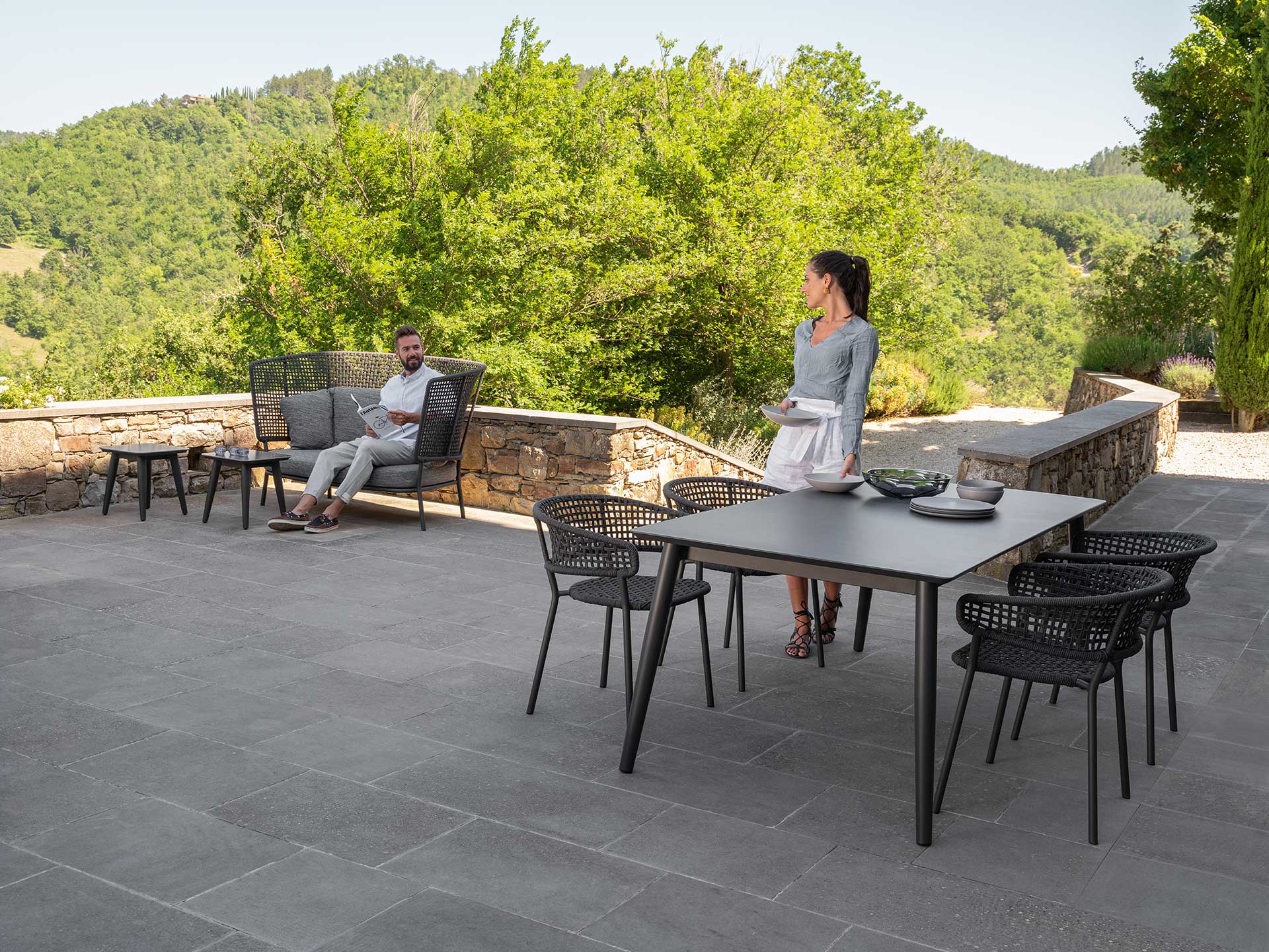 Ensemble_Table_Alu_Extensible_Chaises_Metal_4_Personnes