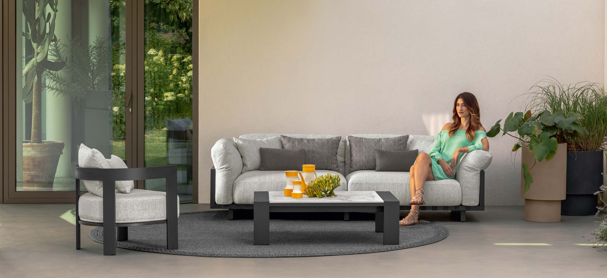 Salon_exterieur_Alu_Gris_Anthracite