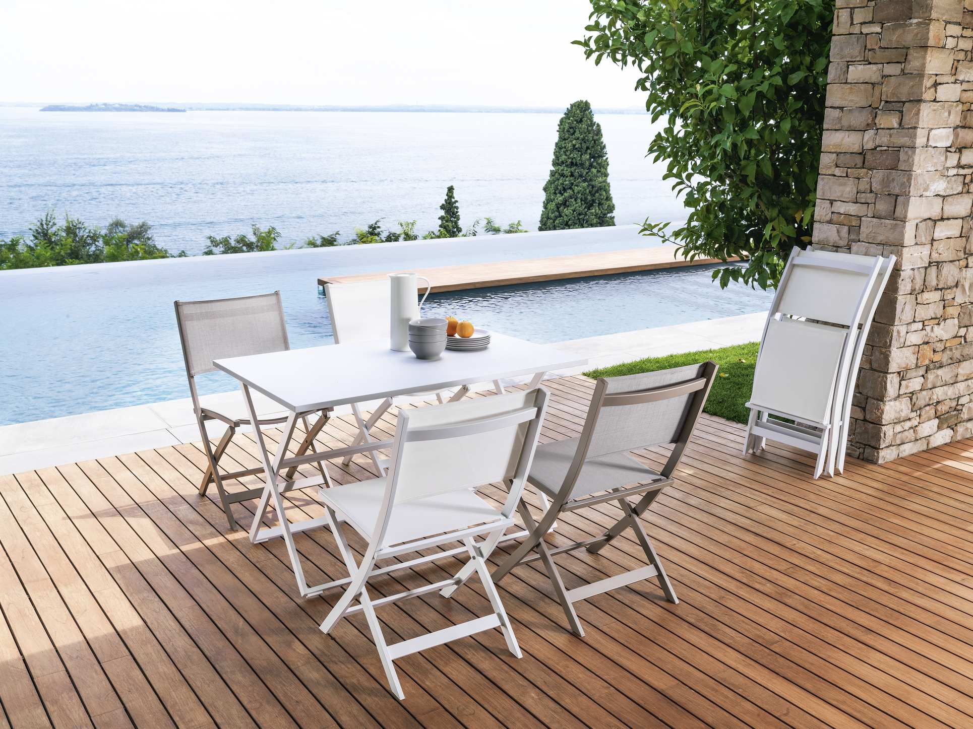 Table_Chaise_Pliante_Aluminium_deisgn