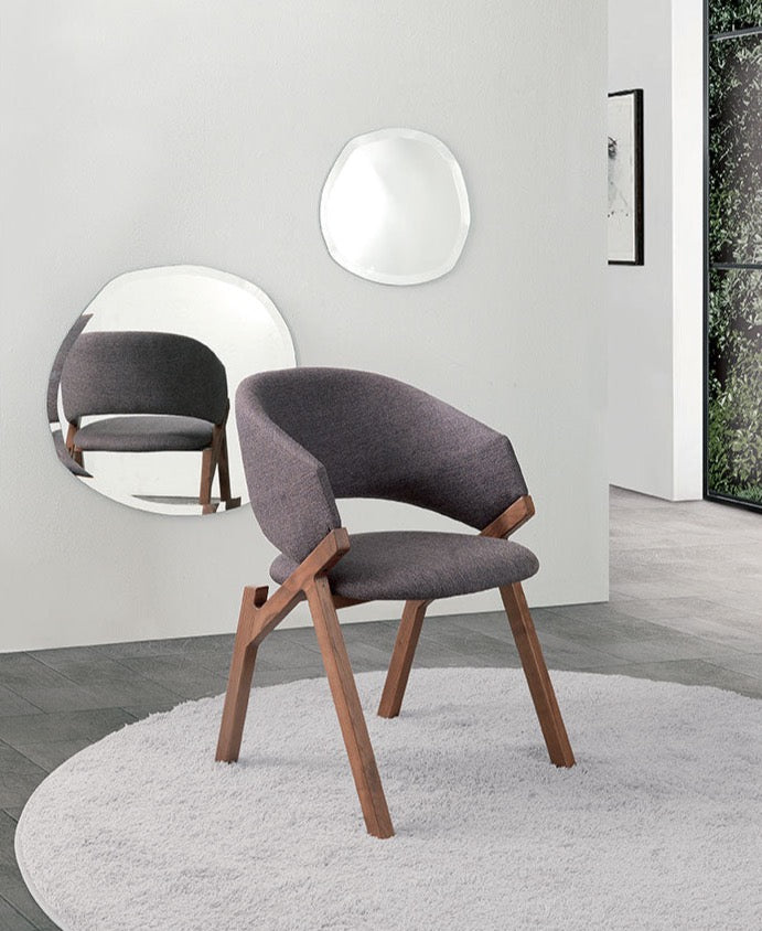 chaise_contemporaine_confortable