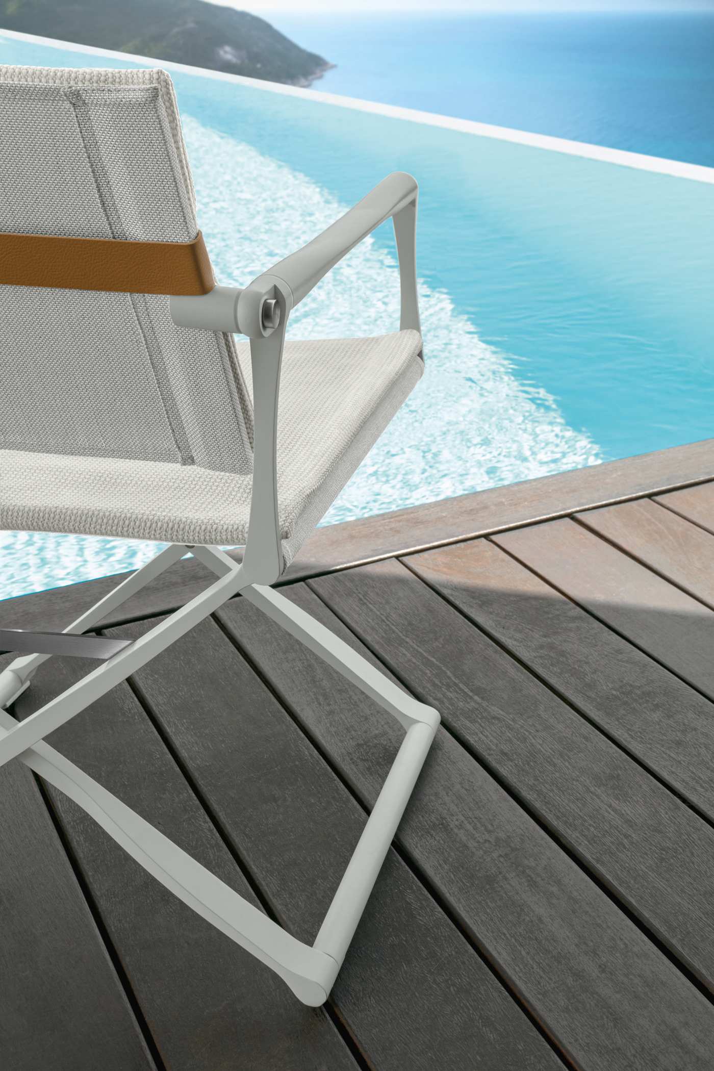 fauteuil_pied_croise