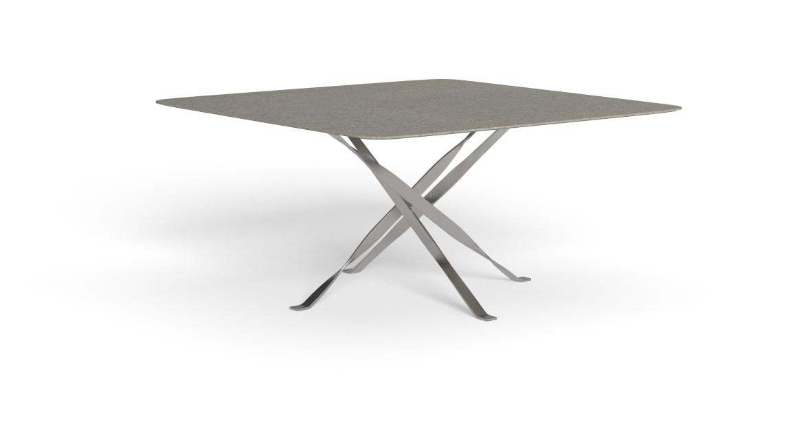 table_a_manger_pied_croise