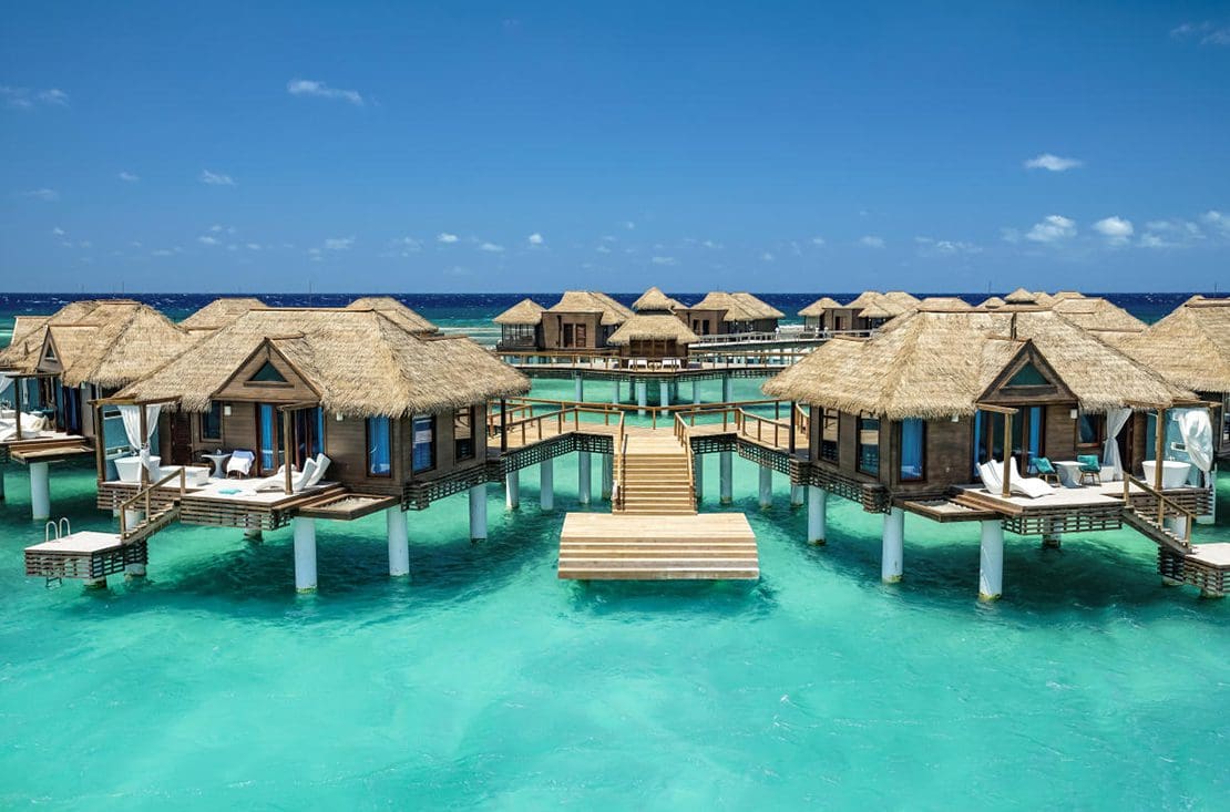 Sandals Royal Caribbean resort Montego Bay Jamaïque bungalows Vondom