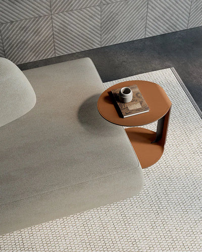 bout de canapé en cuir 