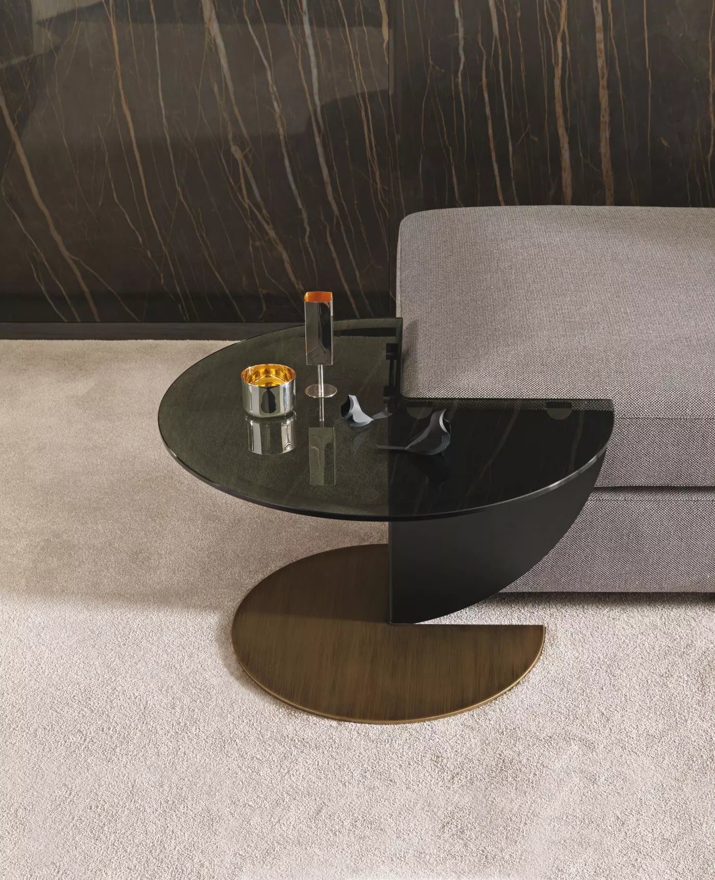 Bout-Canape-Verre-Fume