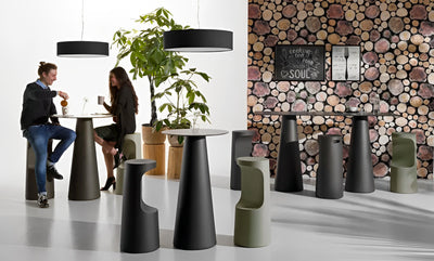 Ensemble_Table_Chaise_bar_Leger