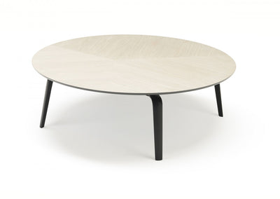Table-Basse-Design-Triangle