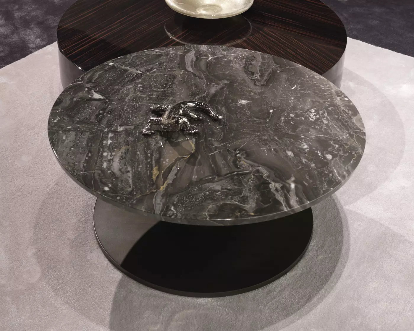 Table-Basse-Ronde-Marbre-Noir-design