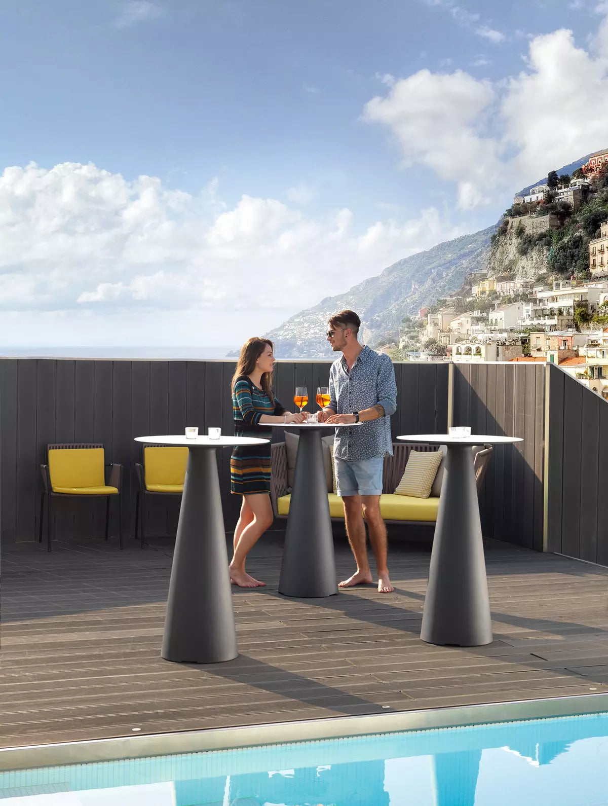 Table-Haute-Ronde-Plastique