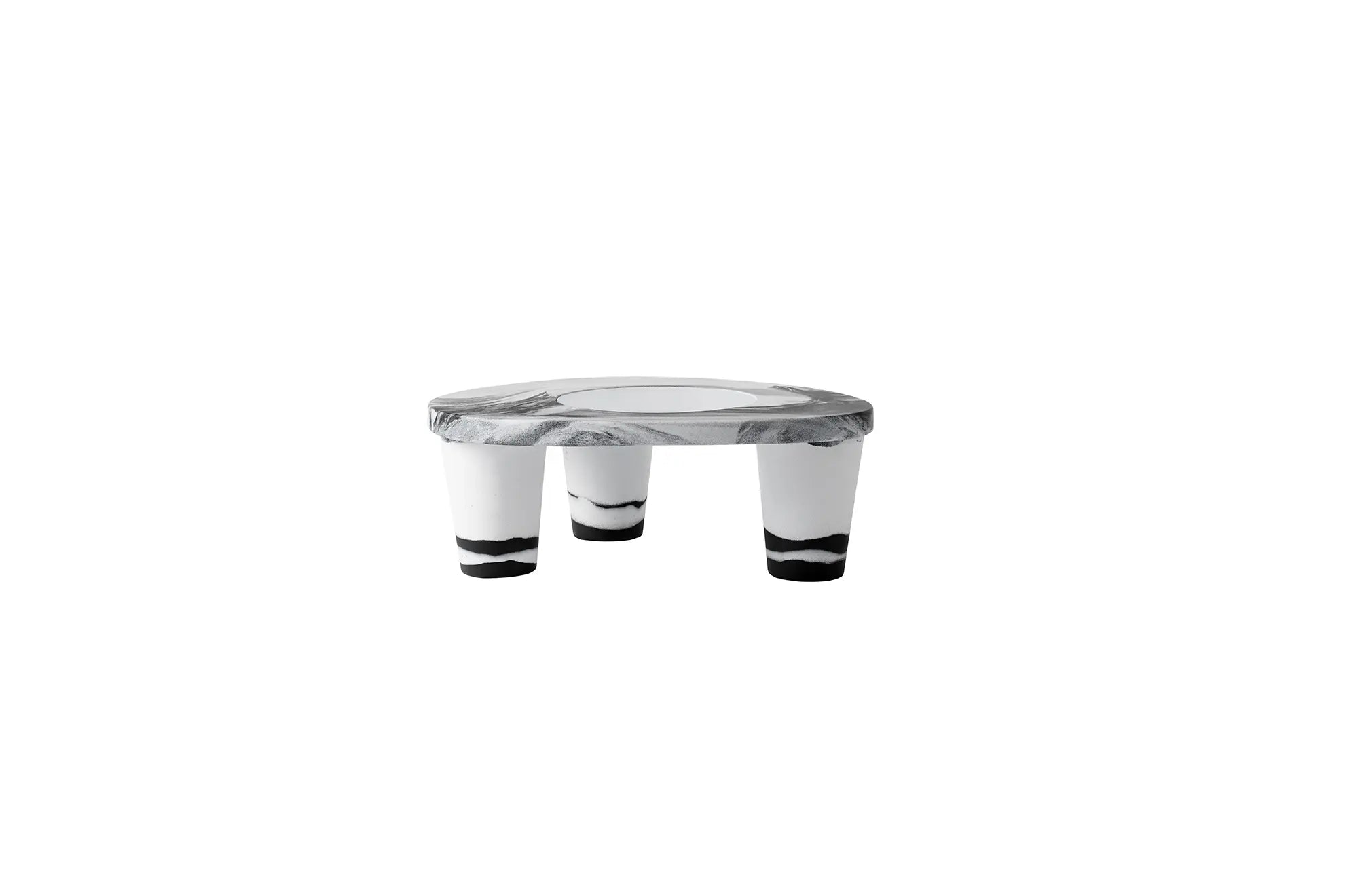 Table_Basse_Ronde_Faux_Marbre_exterieur