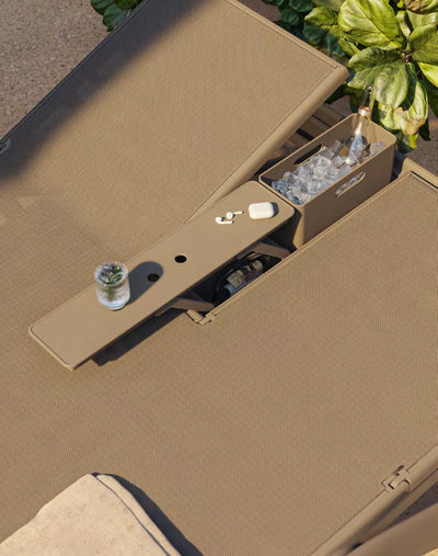 Bain de soleil double Love Vondom, design Eugeni Quitllet
