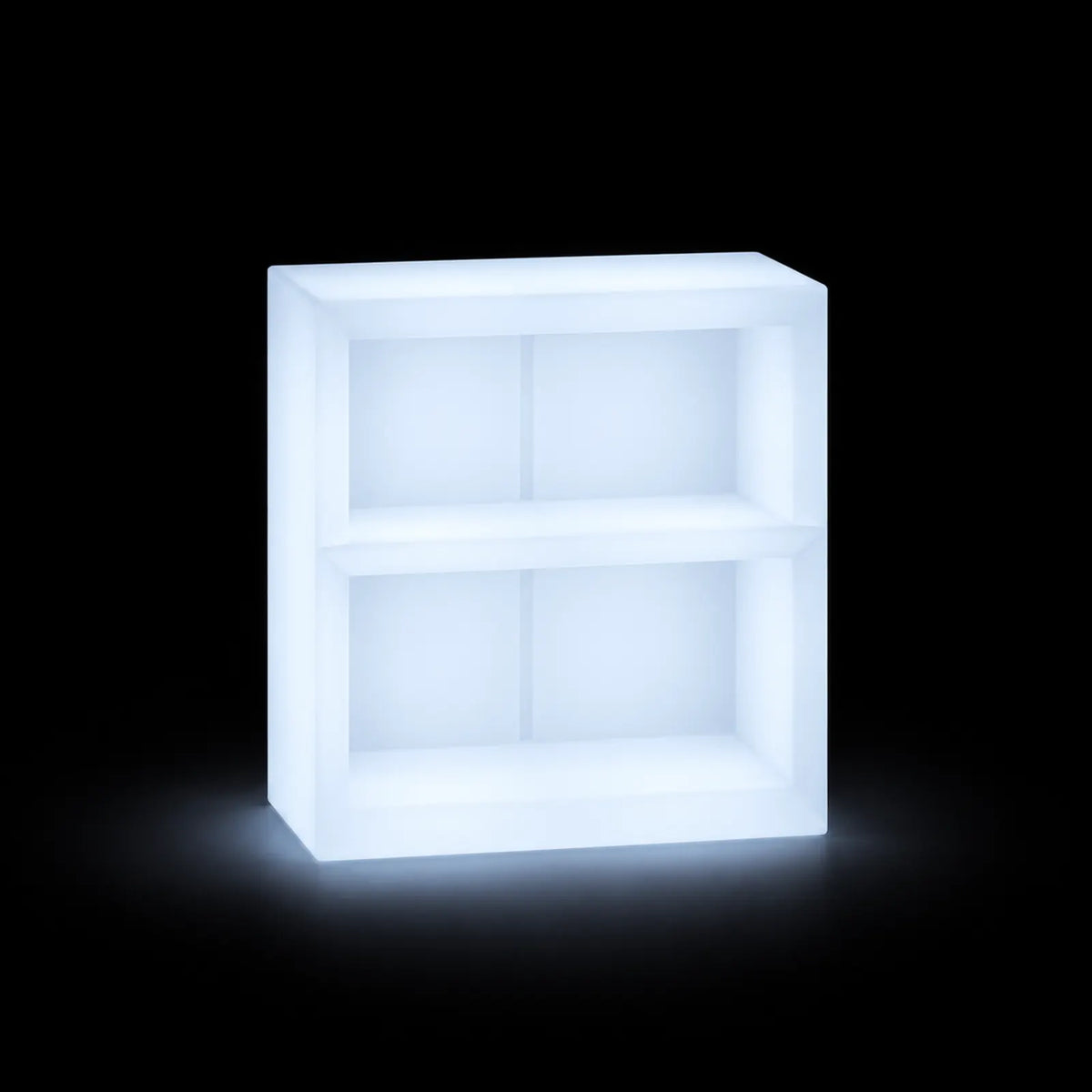 Bar Vela Étagères LED Vondom, éclairé de l'intérieur sur fond noir, taille 100x50x109 cm