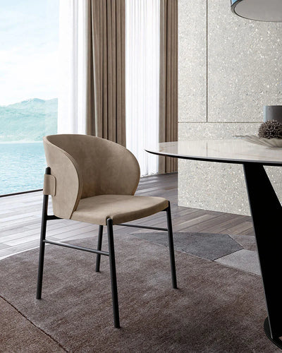 chaise design confortable cuir et metal 