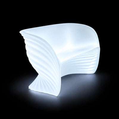 Canapé Biophilia LED Vondom, éclairé de l'intérieur sur fond noir