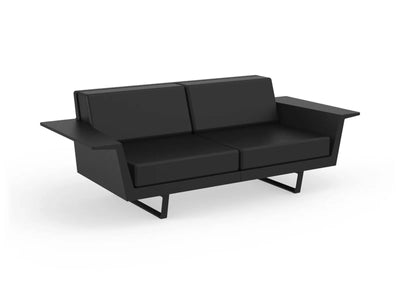 Canapé de jardin 2 places Delta Vondom, coque et coussins noirs, accoudoirs en tablette