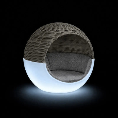 Daybed Moon Corde LED Vondom, éclairé de l'intérieur sur fond noir