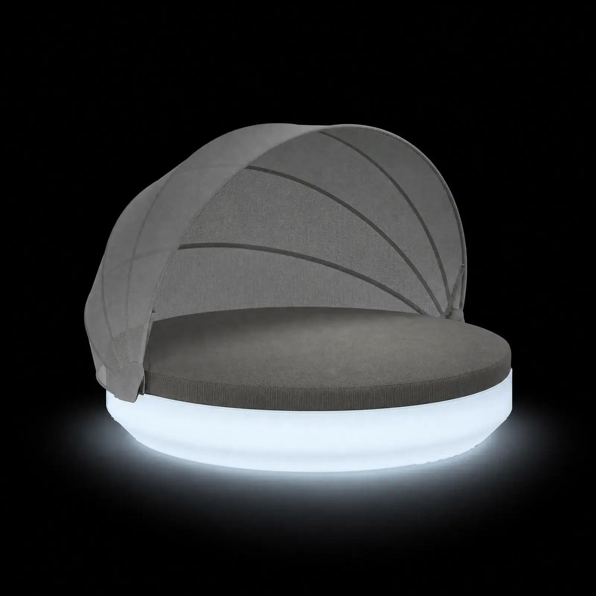 Daybed Vela Rond avec Auvent LED Vondom, éclairé de l'intérieur sur fond noir