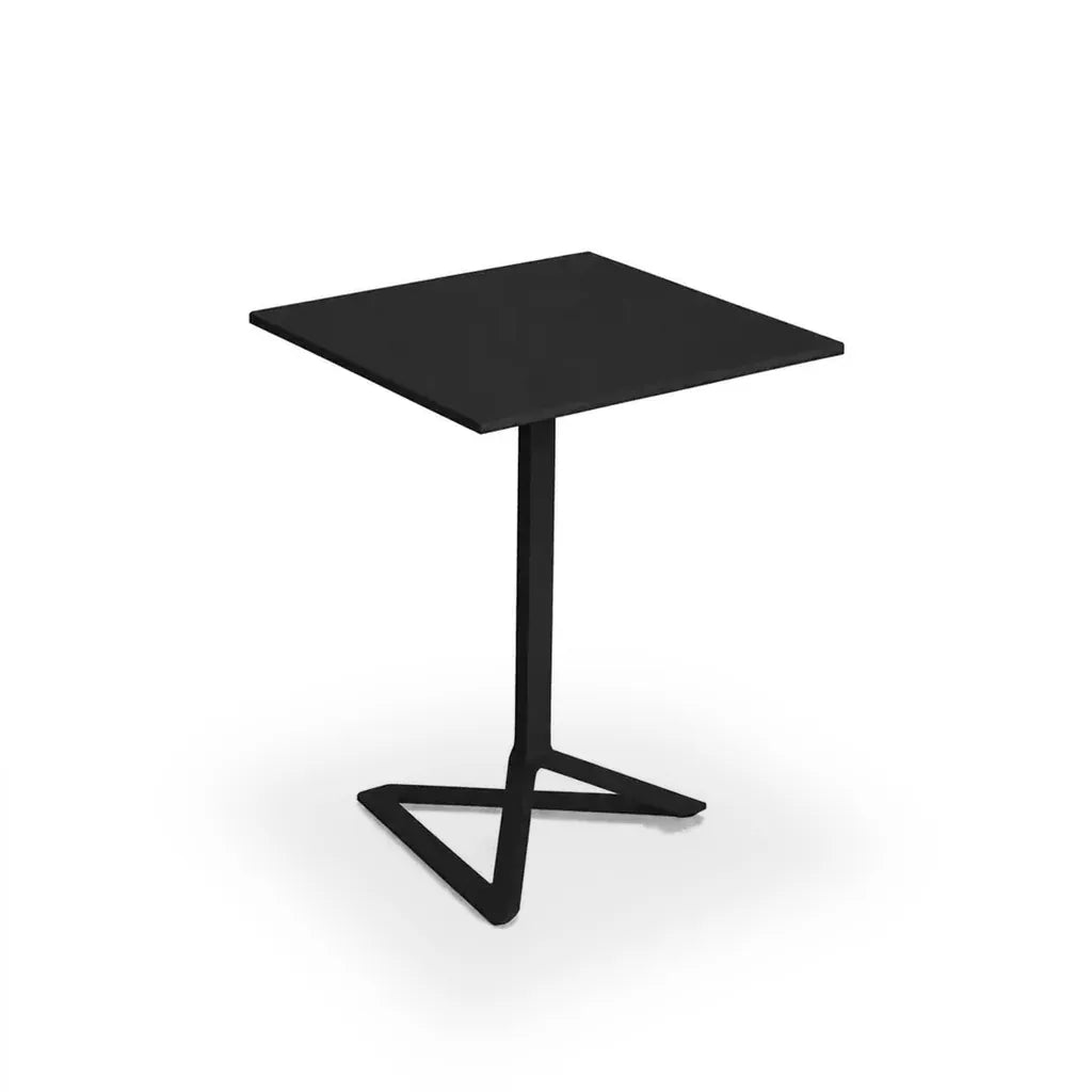 Table Delta carrée, piètement aluminium noir