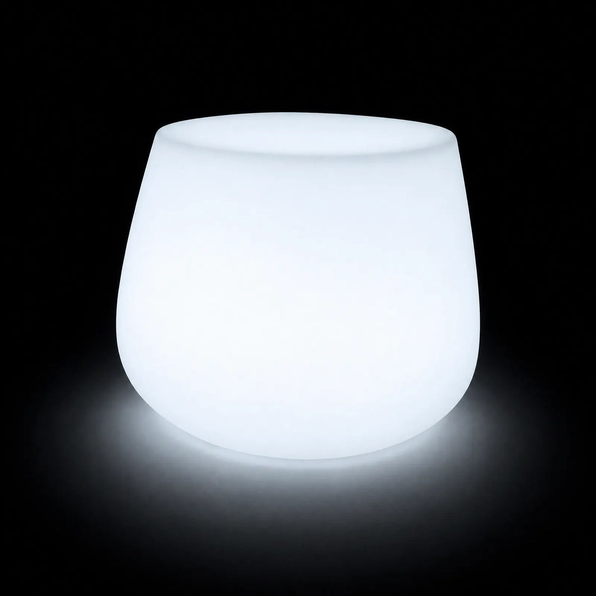Pouf - Stone LED Vondom, éclairé de l'intérieur sur fond noir