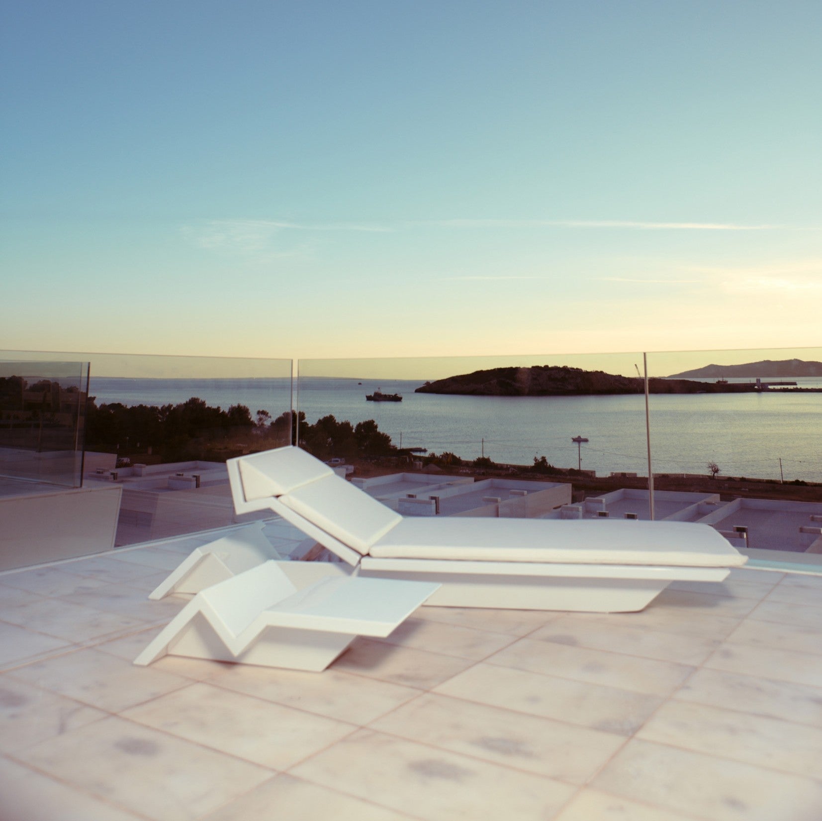 Bain de Soleil - Rest