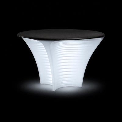 Table de Jardin Biophilia LED Vondom, éclairé de l'intérieur sur fond noir