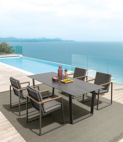 chaise_exterieur_deux_pied
