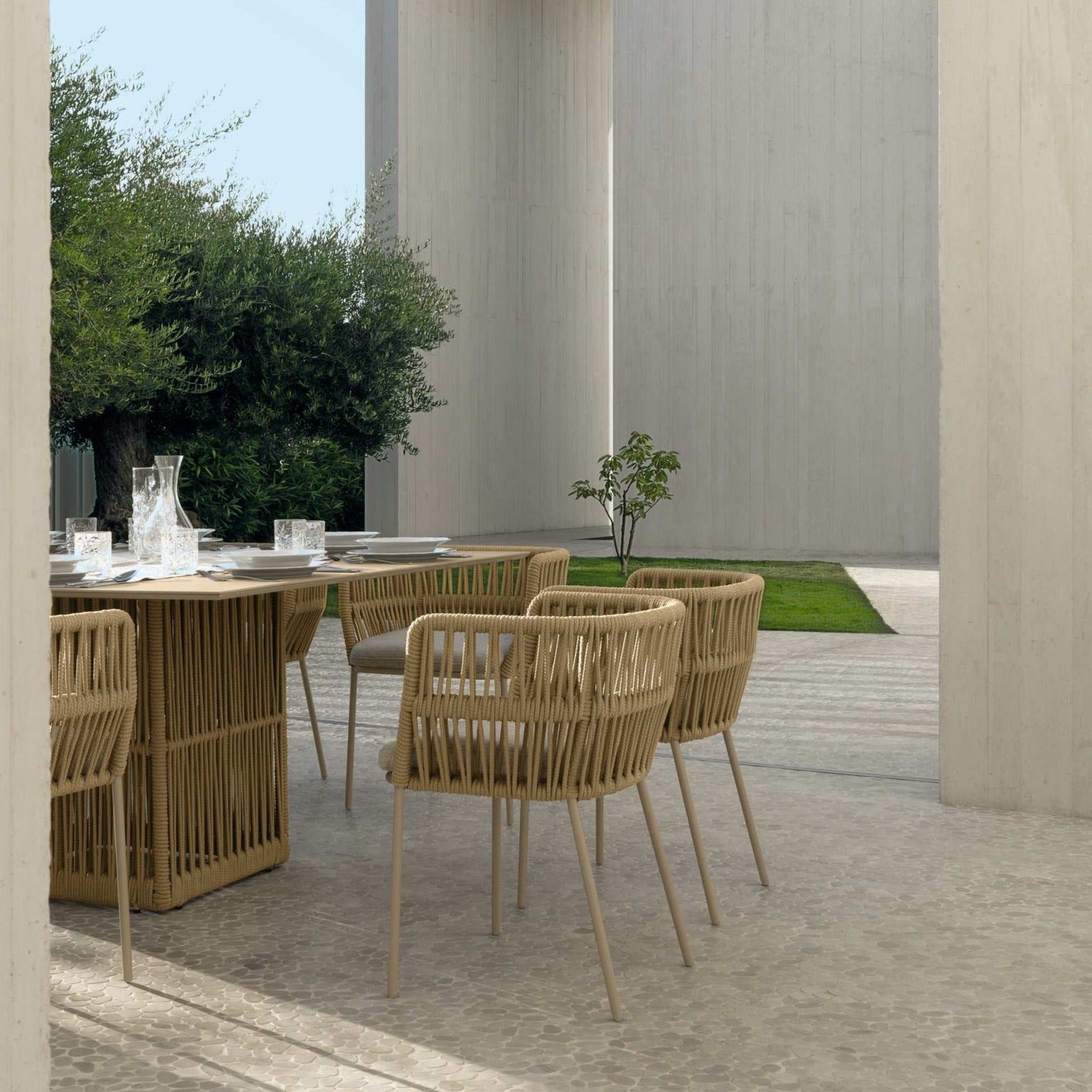 chaise_exterieur_tresse