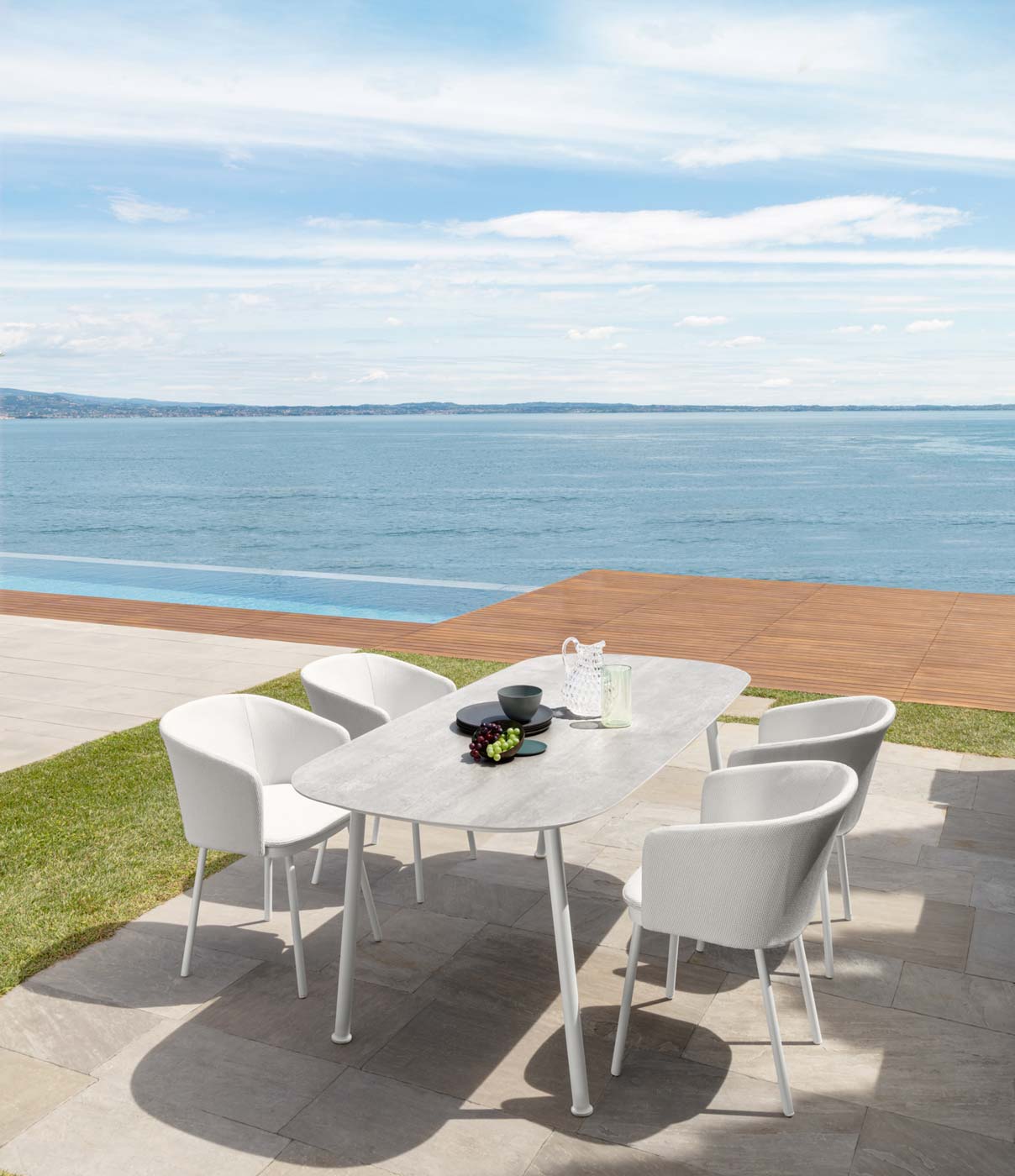 table_jardin_ronde_allongee