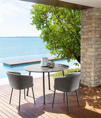 table_ronde_noir_exterieur